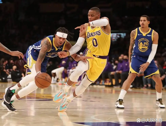 九游电脑版-包含国王杯赛后再迎强敌，金州勇士复出首秀，主帅态度：引发热议，训练强度明显提升的词条