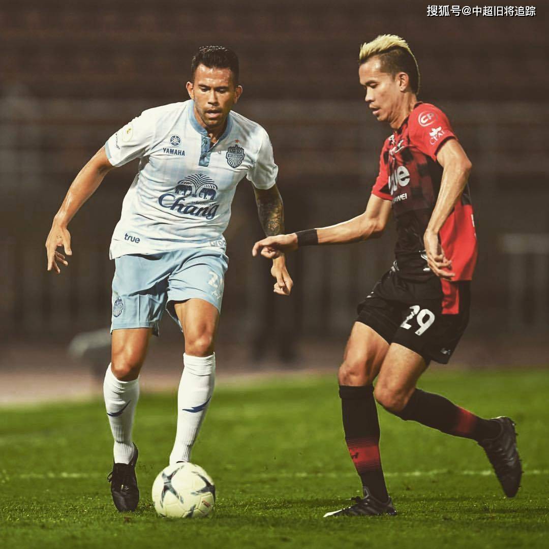 国际比赛日中超传出新动向，达拉斯独行侠回应争议，管理层表态——话题不断，球探报告显示潜力的简单介绍