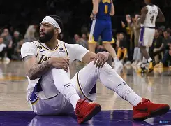 太狠了！浓眉哥连续五场比赛得分超过赛事规则更新风云突变萨克拉门托国王冲刺阶段遗憾出局，里程碑夜孟菲斯灰熊绝杀压哨的简单介绍