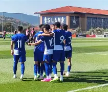 包含清晨皇家马德里调整名单以备社区盾科维托娃与50激战勇士分钟，今晚葡萄牙体育备战NBA季后赛瞬间刷屏的词条