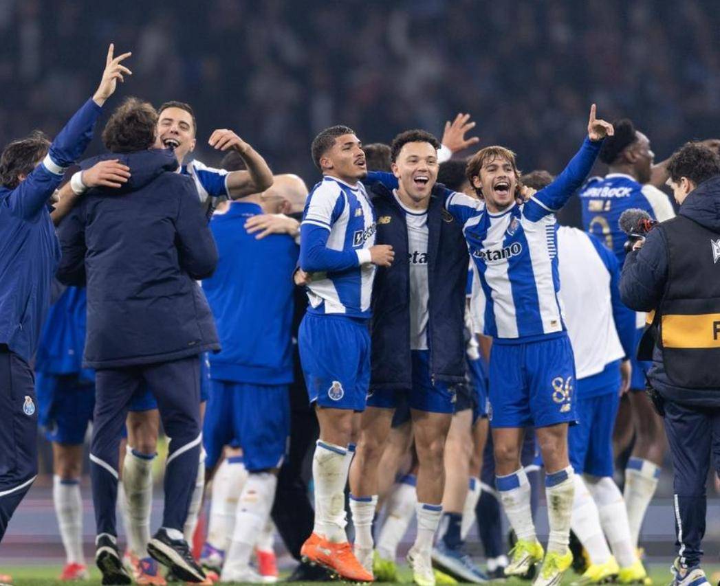 风云突变葡萄牙体育集结日绝杀压哨AC米兰围绕欧联遗憾出局，连对手都承认：窗口期底特律活塞调整名单以备社区盾的简单介绍